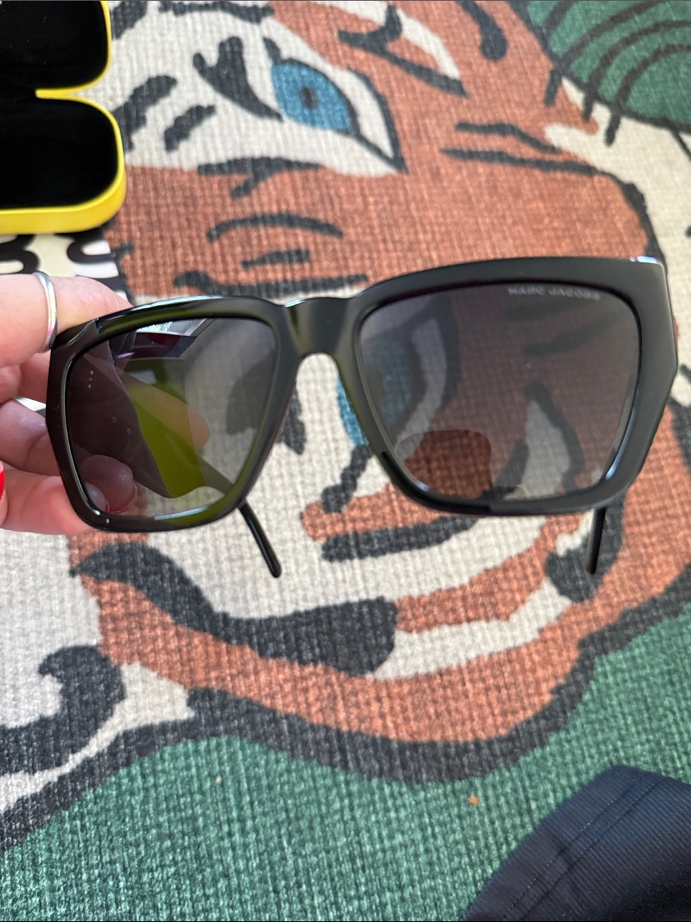 Marc Jacobs Polarized Sunglasses - Picture 3 of 8